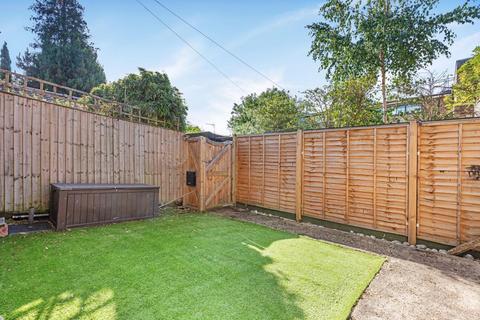 55a Thames Road, Chiswick, London, W4 3PR