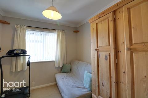 32 Lullarook Close, Biggin Hill, Westerham, TN16 3XG