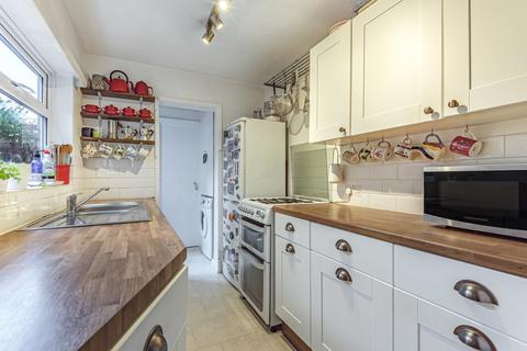 19 Binfield Road, Byfleet, West Byfleet, KT14 7PN
