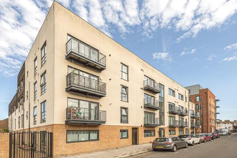 Flat 8, 4 Recovery Street, London, SW17 0DL
