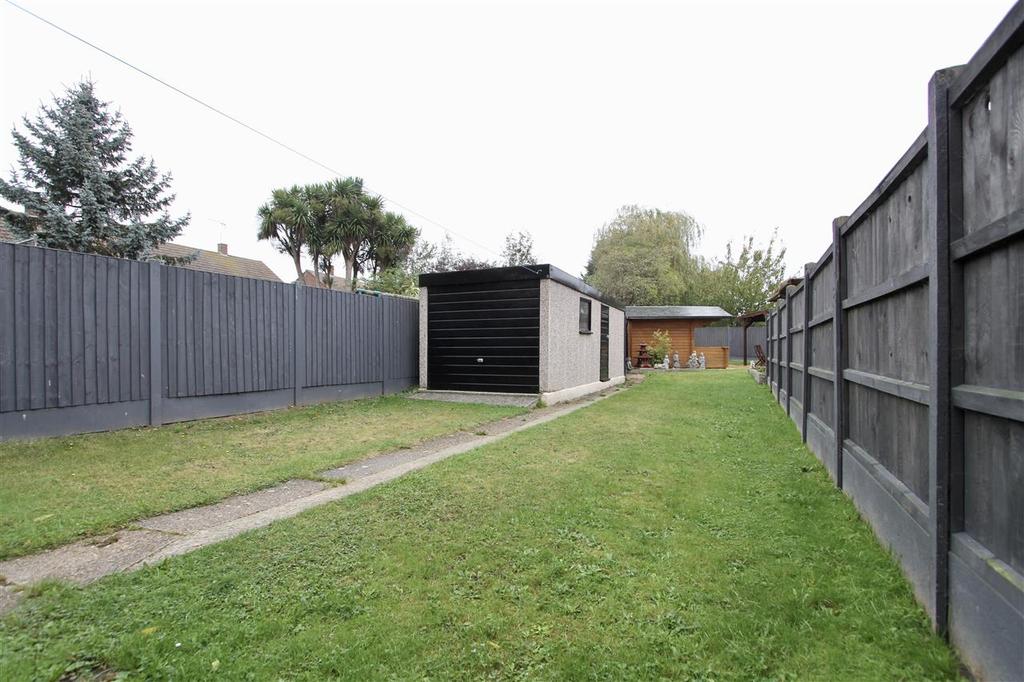 Bunting Road, Ipswich 3 bed terraced house £200,000