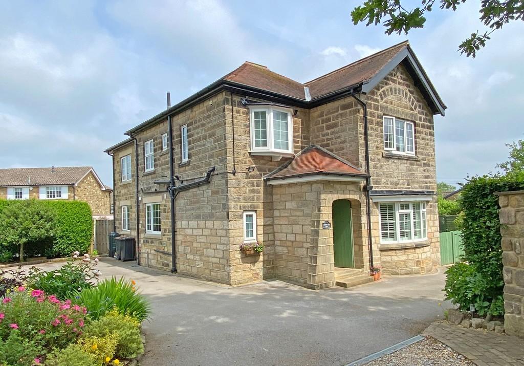 Pannal Ash Road, Harrogate 4 bed detached house £725,000