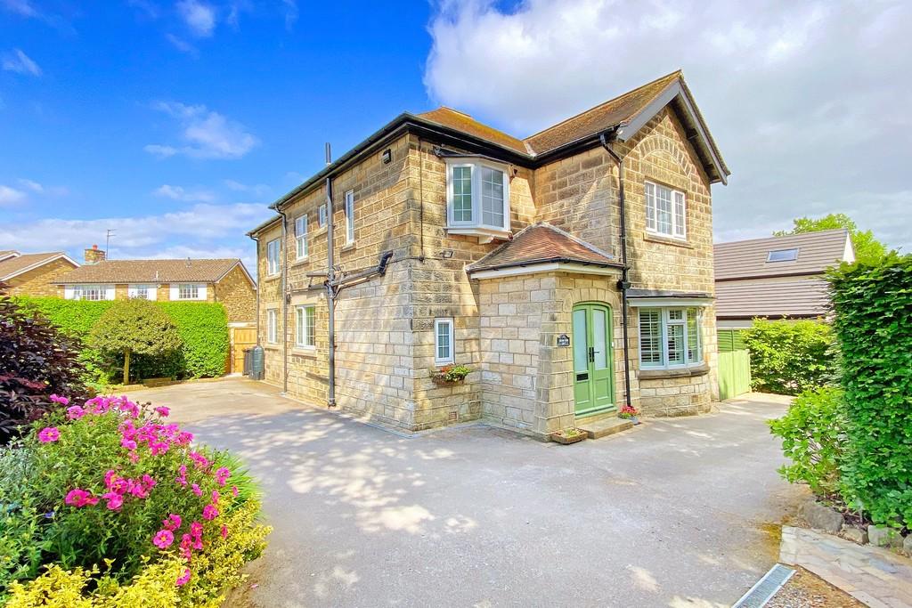 Pannal Ash Road, Harrogate 4 bed detached house for sale £750,000