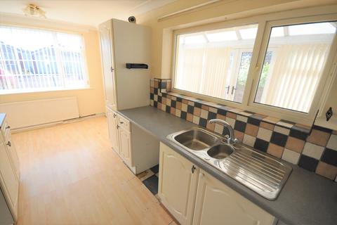 10 Newfields Drive, Moorends, Doncaster, DN8 4RZ