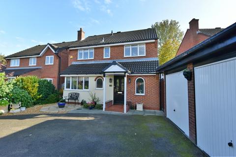 9 Thornton Close, Rufford, Ormskirk, L40 1UW