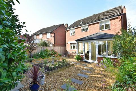 9 Thornton Close, Rufford, Ormskirk, L40 1UW