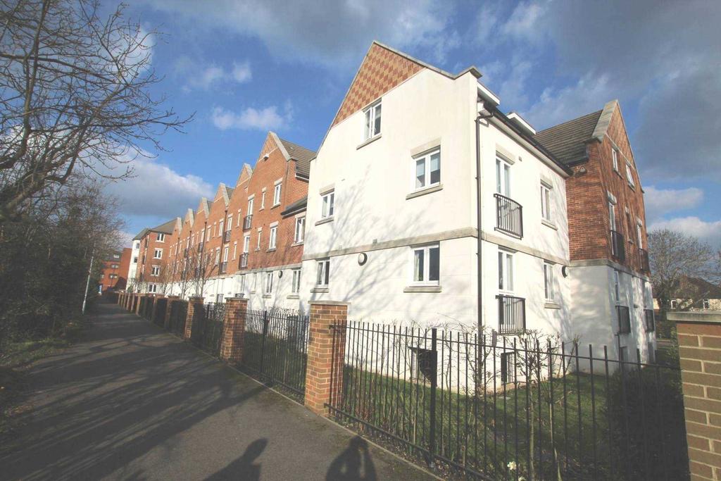 Crayshaw Court, Caversham, Reading 1 bed retirement property £200,000