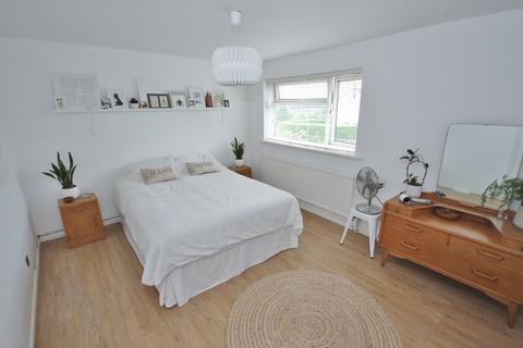 6 Bryncoed, Radyr, Cardiff, CF15 8RH