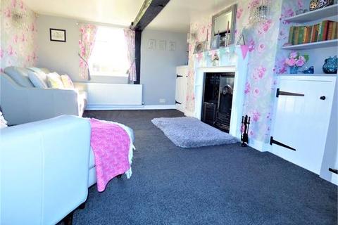 2, Peartree Cottages Barling Road, Little Wakering, Southend-on-sea, SS3 0QJ