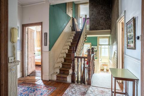3 Cedars Road, Hampton Wick, Kingston Upon Thames, KT1 4BG