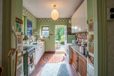 3 Cedars Road, Hampton Wick, Kingston Upon Thames, KT1 4BG