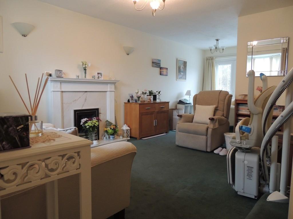 Beechfield Drive, Middlewich 2 bed semidetached house £164,950