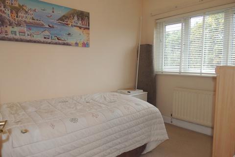 42 Beechfield Drive, Middlewich, CW10 9QE