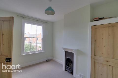 2 bedroom terraced house to rent, Ashburnham Road, Northampton