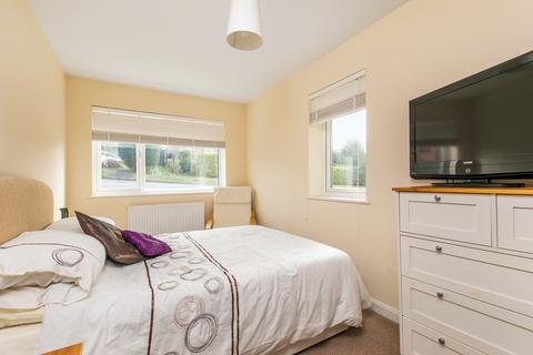 12 Treble Close, Winchester, SO22 4JN