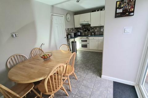 12 Anscomb Way, Woodford Halse, Daventry, NN11 3SR