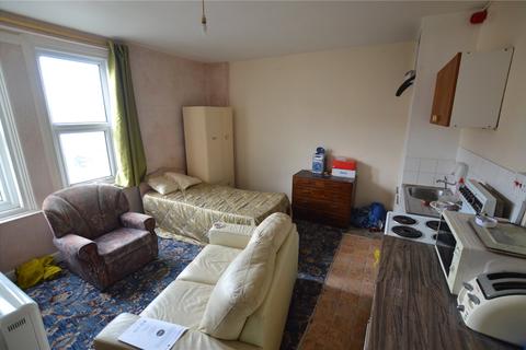 183 Beeston Road, Leeds, LS11 7AN