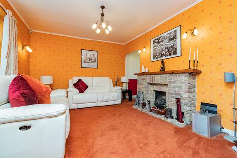 30 Fairmead Crescent, Edgware, HA8 8YQ