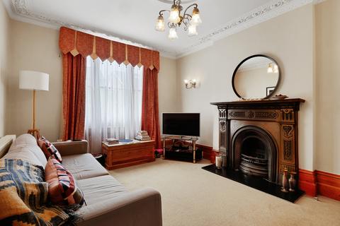 4 bedroom detached house to rent, Ravensbourne Road, Bromley