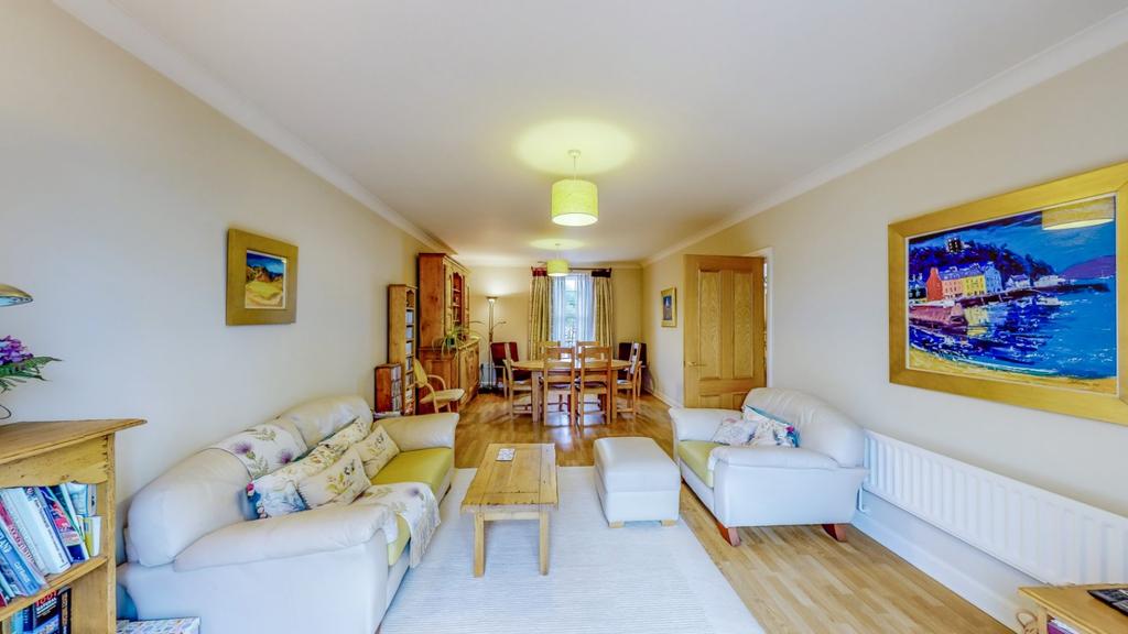 Gilbert Scott Court, Whielden Street, Amersham, Buckinghamshire 3 bed