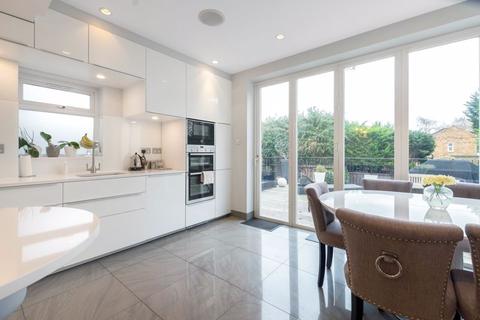 6 Hill Crescent, Bexley, DA5 2DB