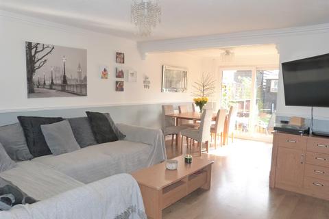 30 Caldbeck, Waltham Abbey, EN9 1UR