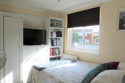 30 Caldbeck, Waltham Abbey, EN9 1UR
