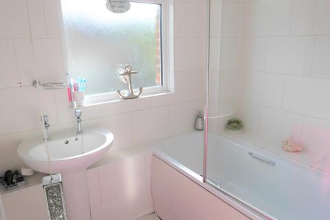30 Caldbeck, Waltham Abbey, EN9 1UR