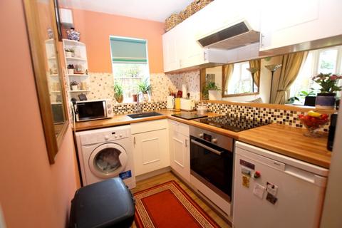 34 Heathlee Road, Crayford, Dartford, DA1 3PW