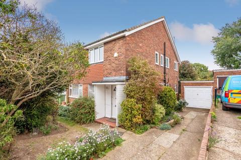 32 Appledore Crescent, Sidcup, DA14 6RQ