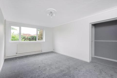 32 Appledore Crescent, Sidcup, DA14 6RQ