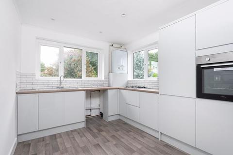 32 Appledore Crescent, Sidcup, DA14 6RQ