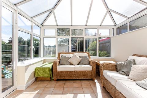 33 Beech Avenue, Ruislip, HA4 8UG