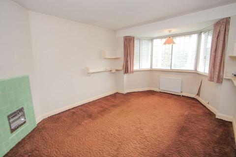 40 Manor Drive, Hinchley Wood, Esher, KT10 0AX
