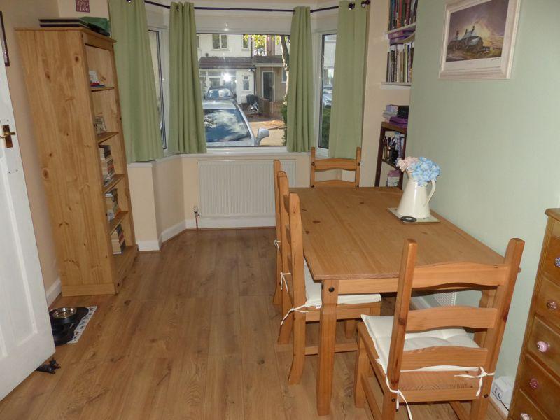 Marshall Grove, Great Barr, Birmingham 3 bed semidetached house £175,000