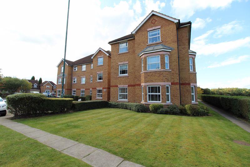 Westfield Drive, Aldridge 2 bed apartment £199,950