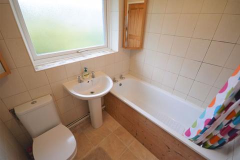 10 Copse Grove, Wirral, CH61 4YP