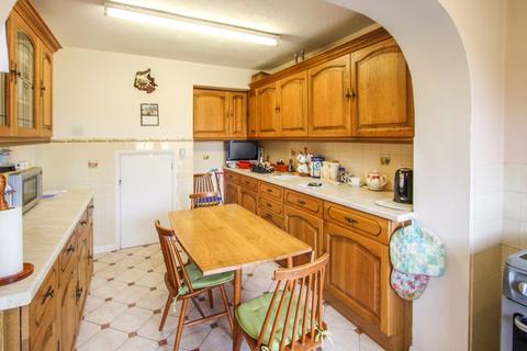40 West Road, South Ockendon, RM15 6PH