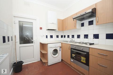 Studio to rent, Mattison Road, Haringey, London, N4 1BD