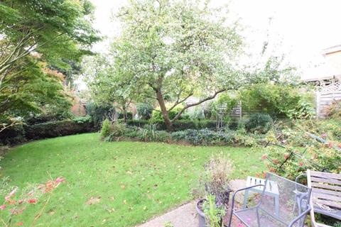 10 Kendale, Hemel Hempstead, HP3 8NN