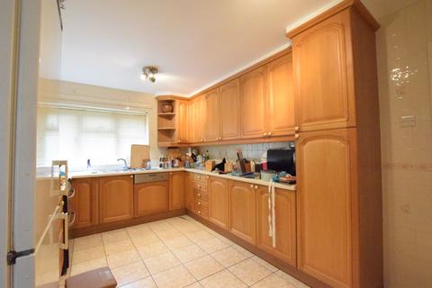 10 Kendale, Hemel Hempstead, HP3 8NN