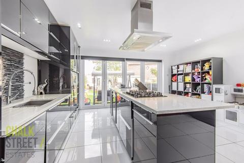 80 Ramsgill Drive, Ilford, IG2 7TP