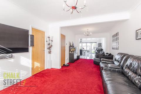 80 Ramsgill Drive, Ilford, IG2 7TP