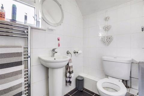 132 Holland Road, Oxted, RH8 9BH