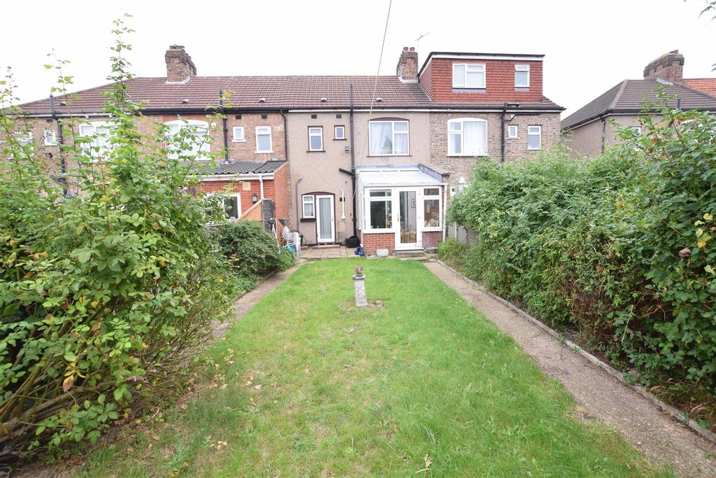 Chadwell Heath Lane, Romford 3 bed terraced house for sale £380,000