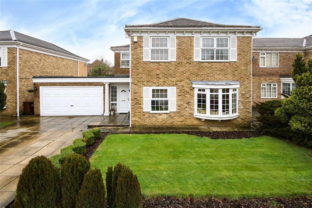 Shadwell Park Drive, Alwoodley, LS17 5 bed detached house £2,600 pcm