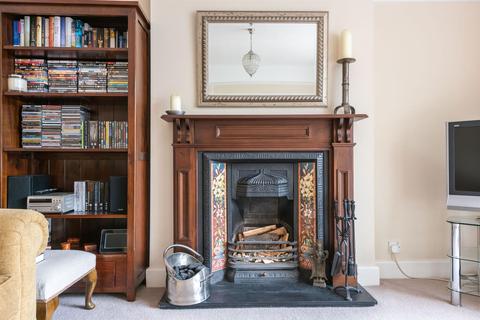 5 Arnison Road, East Molesey, KT8 9JF