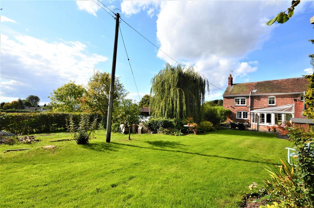 16 Rear 2 Grange Farm.JPG