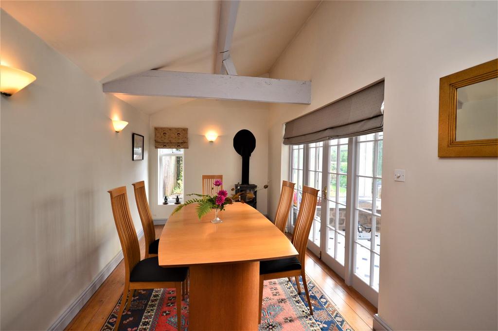 10 Dining Room Grange.JPG