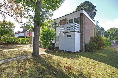 43 Ashleigh Road, Horsham, RH12 2LE